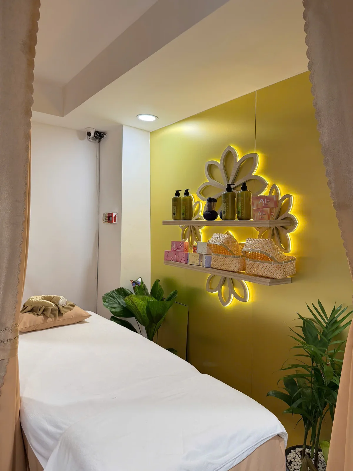 Linda Spa photo 2