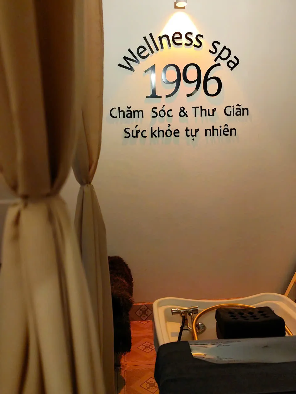 1996 Wellness Spa photo 2