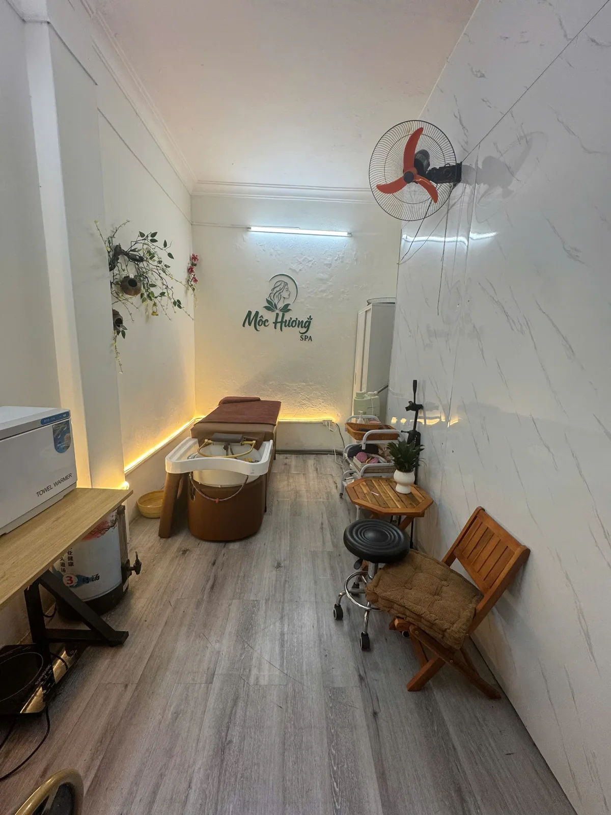 Gội Đầu Dưỡng Sinh Mộc Hương photo 2